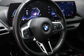BMW 1-serie 123 xDrive | INNOVATION PACK | PANORAMADAK | STUURVERWARMING | MASSAGE |  HEAD UP | 360 CAMERA | 19" / 36