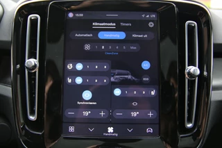 Volvo C40 Recharge Core 69 kWh / 13