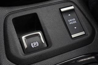 Opel Corsa 1.2 Turbo Hybrid Automaat Stuur-Stoelverwarming Camera Apple CarPlay / 34