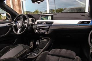 BMW X2 sDrive18i High Executive M-sport | 2e eigenaar | Driving Assistant | Panoramadak | 19 inch | Keyless entry | Head-up | Shadow line | HiFi audio | Stoelverwarming | Alcantara / 12