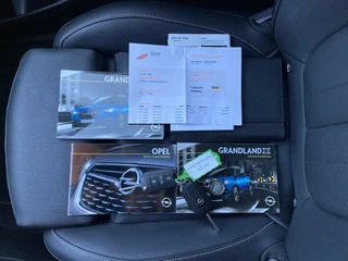 Opel Grandland X 1.2 Turbo Business Executive 130 pk  | 1e eigenaar | dealer onderh. | leder interieur | navigatie | camera | carplay / 39