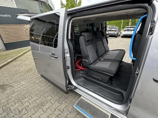 Toyota PROACE Electric Verso LONG DYNAMIC 75KWH GRUAU ROLSTOELAUTO VERLAAGD-INBOUW-OPRIJPLAAT 2x SCHUIFDEUR CRUISE AIRCO BLUETOOTH / 14
