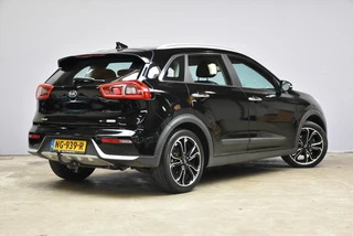 Kia Niro 1.6 GDi Hybrid 141pk DCT6 First Edition Navi | Camera | PDC | Cruise | Trekhaak | LMV / 6