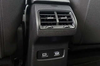 Citroen Ë-C4 X Feel 50 kWh Climate Control Apple CarPlay 18" / 31