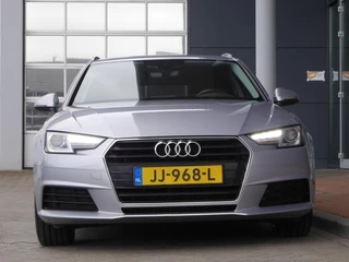 Audi A4 Avant 1.4 TFSI Pro Line | Elektrisch te openen kofferbak | Apple carplay/Android auto | 18 inch lichtmetalen velgen | Cruise control | Parkeersensoren achter |  bi-xenon koplampen | Climate control | Navigatie / 4