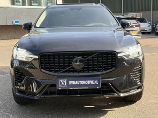 Volvo XC60 2.0 T8 Plug-in hybrid AWD Plus Dark / 2