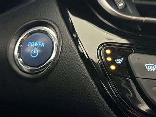 Toyota C-HR 1.8 Hybrid Dynamic Automaat Navigatie | 18'' L.M. Velgen | Parkeercamera / 28