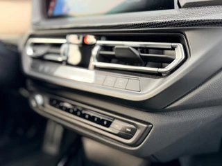 BMW 1 Serie 118i Business Edition M Sport I Carplay I Hifi I Climate contr. / 30