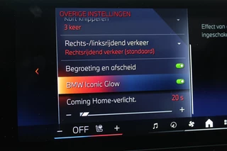BMW X5 xDrive50e M-Sport Pro  | Vierwielbesturing | Trekhaak | Spoilerpakket | H&K | Panoramadak | Luchtvering / 55