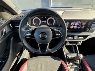 Skoda Kamiq 1.0 TSI Monte Carlo * Panoramadak * Stoelverwarming * Carplay * Full Led * / 23