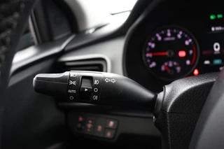 Kia Stonic 1.0 T-GDi MHEV DynamicPlusLine  - Apple Carplay/Android Auto - Cruise Control - Climate Control - Navigatie - Stuur/Stoel Verwarming - Fabrieksgarantie tot 01-2032 / 22