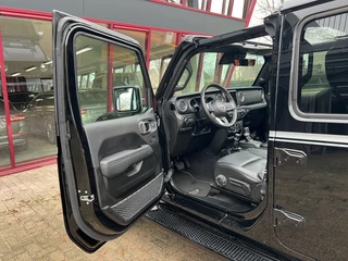 Jeep Wrangler Unlimited 4xe 380 Sahara  | Irmscher | Cross | Camera voor | / 14