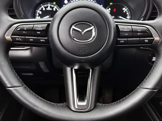 Mazda CX-30 2.0 e-SkyActiv-G M Hybrid Homura | Adaptive Cruise | Stoelverwarming | CarPlay | HUD | Camera | Parkeersensoren / 14