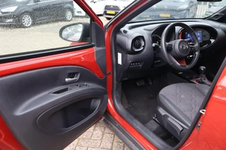 TOYOTA AYGO X ENVY 5-DRS AUTOMAAT TREKHAAK CLIMA AD-CRUISE NAVI JBL-AUDIO APPLE/ANDROID CAMERA / 6