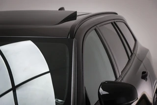 Volvo V60 2.0 B4 Ultimate Dark | PANORAMADAK | HEAD UP | STANDKACHEL | ACHTERBANKVERWARMING | 360 CAMERA | 20" / 23