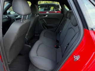 Audi A1 Sportback 1.4 TFSI Pro Line Cruise Airco Navi Bluetooth / 16