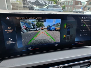 BMW 3 Serie Touring 320e PHEV  Orig NL. | Leder | Park Assist | Carplay/Android / 19