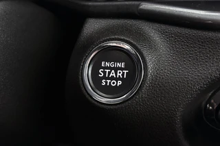 Fiat 600 1.2 Hybrid La Prima Massage Adaptieve Cruise Control Stoelverwarming / 36