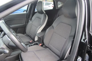 Renault Captur 1.6 E-Tech Plug-in Hybrid 160 Intens Schuifdak, Camera, Stoelverw. / 14