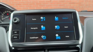 Peugeot 208 1.2 PureTech BlueLease Allure Navigatie Clima Velgen / 11
