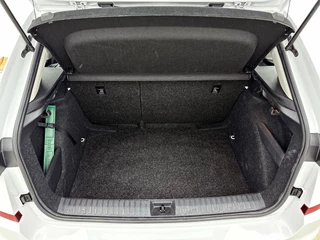 Skoda Kamiq 1.0 TSI Ambition | Camera | CarPlay | Adaptive Cruise Control / 29