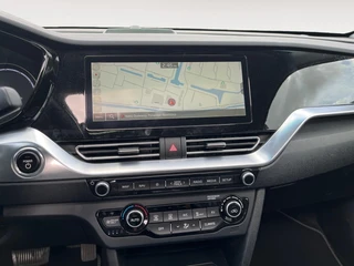 Kia e-Niro DynamicPlusLine 64 kWh | Stoelverwarming | Keyless entry | Schuifdak / 19