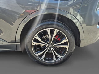 Ford Kuga 2.5 PHEV Vignale | Climate Control | Cruise Control | Navigatie | Camera | Stoelverwarming | Panoramadak | Stoelverwarming voor en achter | / 9