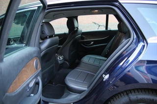 Mercedes-benz E-klasse Estate 200 4M. Premium | Luchtvering | Camera achter | Lederen sportstoelen / 25