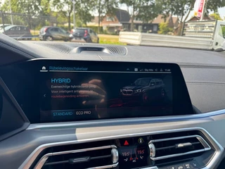 BMW X5 XDRIVE45E M-Sport Bowers & Wilkins Pano Softclose Laser Trekhaak Mooi vol uitgevoerd! / 65