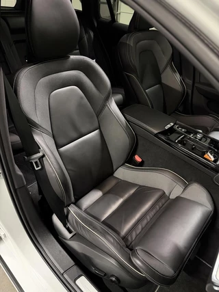 Volvo V60 2.0 T6 Recharge AWD R-Design Pano Leer Camera NAP / 36