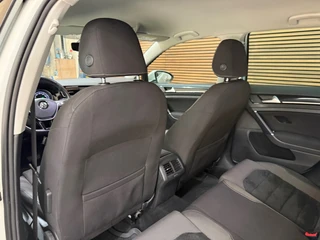 Volkswagen Golf Variant 1.4 TSI R-line | 150pk | DSG Camera | Licht+Zicht | Ambient | Winter Pakket / 44