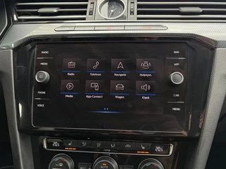 Volkswagen Arteon 2.0 TSI R-Line Business+ STOELVERWARMING - NAVI - ACC / 22