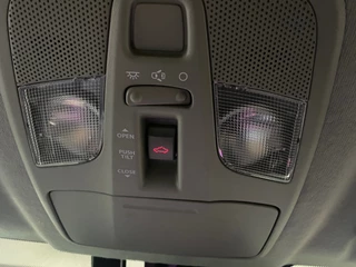 Suzuki Vitara 1.4 Boosterjet Style Smart Hybrid/ Nederlandse auto/ Afneembare trekhaak/ Pano/ Parkeersensoren/ Achteruitrijcamera / 36