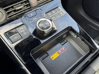Toyota bZ4X DYNAMIC 71KWH BI-TONE PANO-DAK STOEL/STUURVERW BLIND-SPOT 360° CAMERA EL-ACHTERKLEP WARMTEPOMP / 30