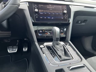Volkswagen Arteon 2.0 TSI R-Line Business  | BTW | Pano | ACC | PDC | Lane/Front assist | Stoelverw. | / 33