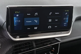 Peugeot e-2008 EV Allure Pack 50 kWh Stoelverwarming Camera Apple CarPlay / 14