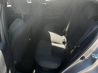 Toyota C-HR 1.8 Hybrid Business Plus ALL SEASONS STOEL/STUURVERW KEYLESS PARK-SENSOREN BLIND-SPOT LM-VELGEN DAB+ CAMERA / 29