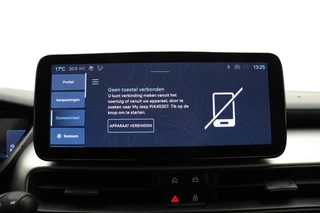 Jeep Avenger Altitude 54 kWh | Adaptive Cruise control | Climate control | Camera | 18" Lichtmetalen velgen | Getint glas | Keyless | Bluetooth | Draadloze telefoonlader / 28