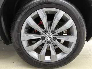 Volkswagen T-ROC 1.5 TSI Sport | Camera | Adaptive Cruise | Stoelverwarming | Navi / 10