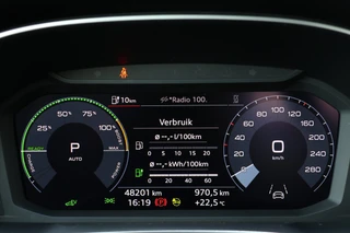 Audi Q3 45 TFSI Hybrid Edition Camera Trekhaak App-connect Stoelverwarming / 5