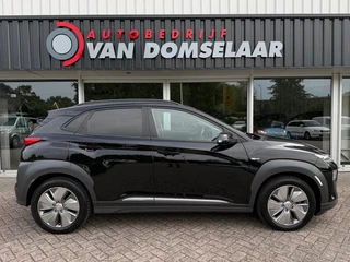 Hyundai Kona EV Fashion 64KWH Premium SOH 97 Navi Carplay Camera HUD / 41