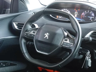 Peugeot 3008 1.2 PureTech Blue Lease Executive | Trekhaak | Navigatie | Climate control | Lichtmetalen velgen | Cruise control | Parkeersensoren achter | Apple carplay/Android auto / 16