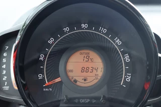 Toyota Aygo JOY CABRIO CLIMA APPLE/ANDROID CAMERA LM-VELGEN EL-RAMEN DAB / 7