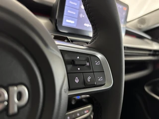 Jeep Avenger 1.2 e-Hybrid Summit | Apple/Android | Panoramadak | Cruise Control / 24