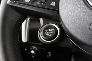 Alfa Romeo Tonale 1.3T PHEV Veloce Leder Stoelventilatie Stoelverwarming Harman Kardon Keyless / 53