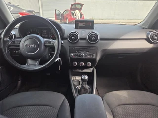 Audi A1 Sportback 1.0 TFSI Adrenalin / 12