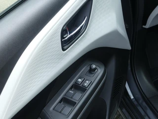 Suzuki Swift 1.2 Comfort Smart Hybrid Uit voorraad leverbaar! Cruise Control, Apple Carpl/Andr Auto, Camera, Navi / 12