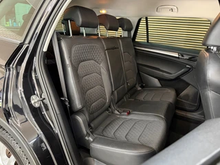 Skoda Kodiaq 1.5 TSI Ambition 7p. | 7-persoons | Carplay & Android Auto | Trekhaak | Camera | Stoelverwarming | KESSY | 18 Inch / 25