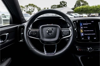 Volvo XC40 1.5 T4 Plug-in hybrid Core Bright  | Keyless | Camera | Carplay / 8