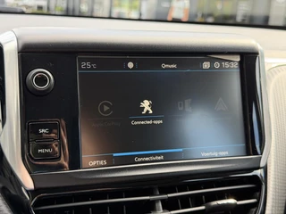 Peugeot 2008 Blue Lion 1.2 PureTech 110PK / 23